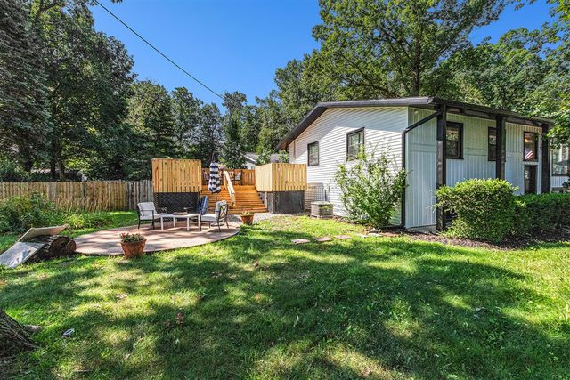 819 W Michigan Street, New Buffalo, MI 49117