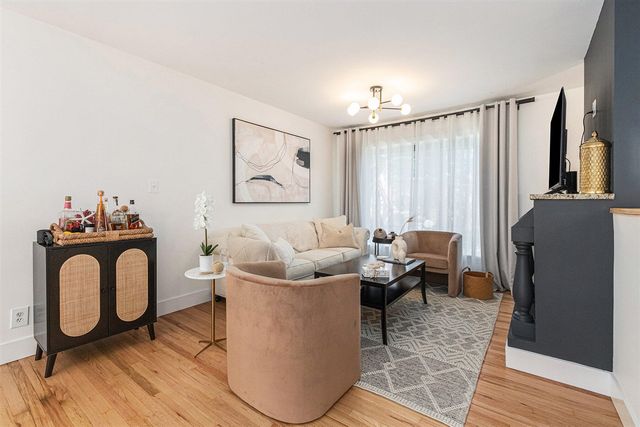 819 W Michigan Street, New Buffalo, MI 49117