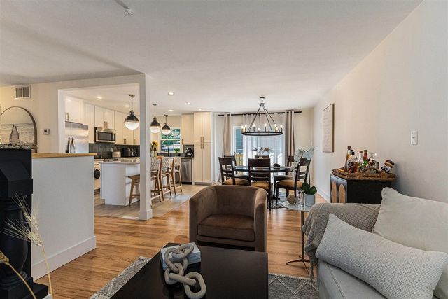 819 W Michigan Street, New Buffalo, MI 49117