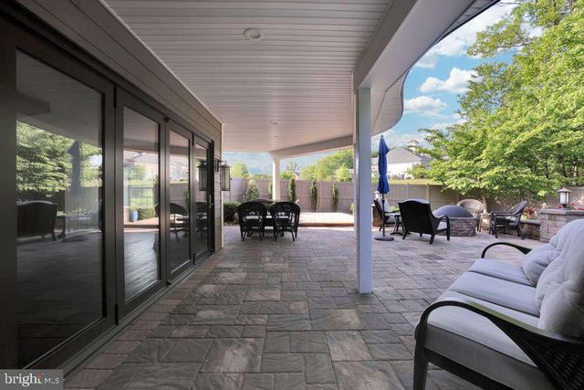8227 SAINT FRANCIS DR, Severn, MD 21144