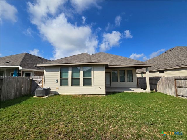 1324 Spring Row Street, New Braunfels, TX 78130