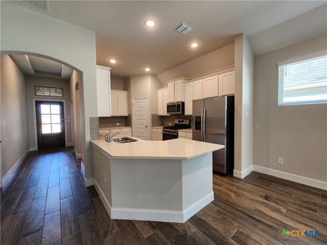 1324 Spring Row Street, New Braunfels, TX 78130