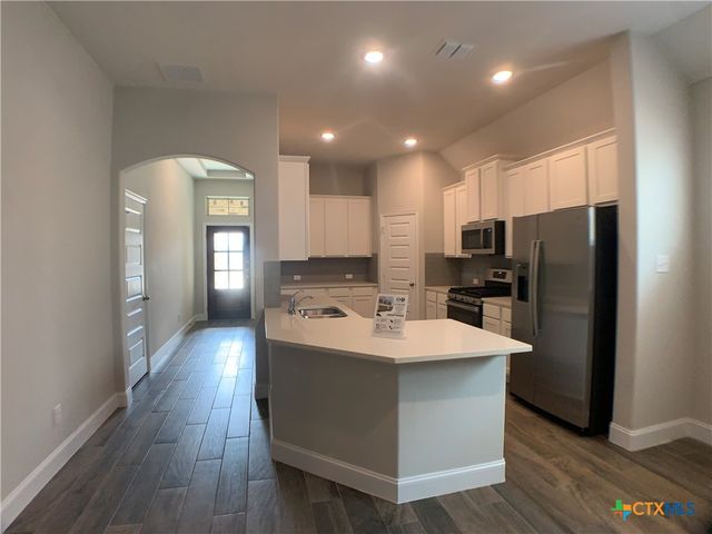 1324 Spring Row Street, New Braunfels, TX 78130