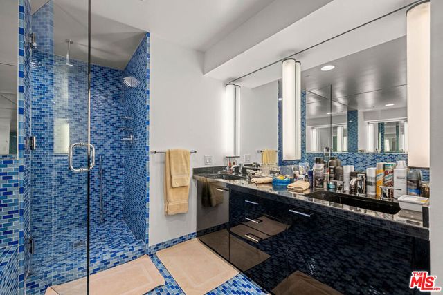 10520 Wilshire Boulevard 802, Los Angeles, CA 90024