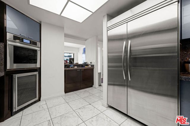 10520 Wilshire Boulevard 802, Los Angeles, CA 90024