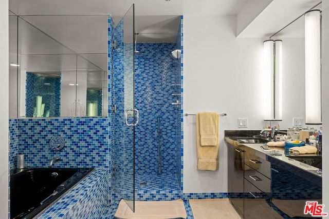 10520 Wilshire Boulevard 802, Los Angeles, CA 90024