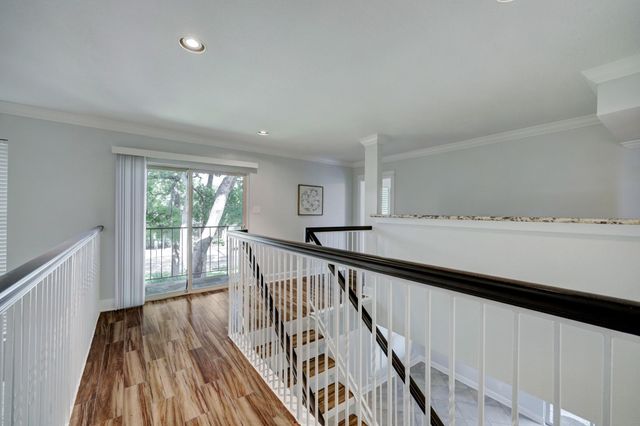 1115 Augusta Drive 29, Houston, TX 77057