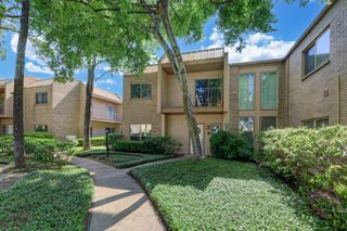 1115 Augusta Drive 29, Houston, TX 77057