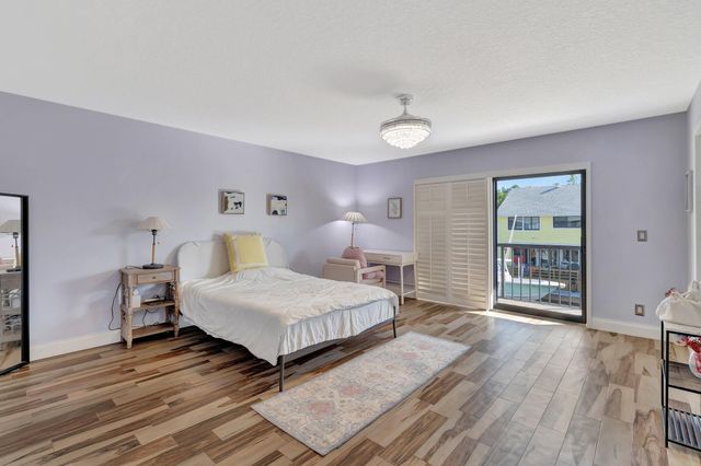 732 NE 12th Terrace 6, Boynton Beach, FL 33435
