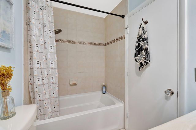 732 NE 12th Terrace 6, Boynton Beach, FL 33435