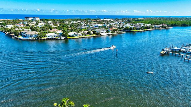 732 NE 12th Terrace 6, Boynton Beach, FL 33435