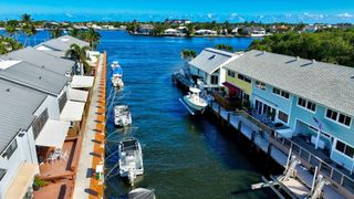 732 NE 12th Terrace 6, Boynton Beach, FL 33435
