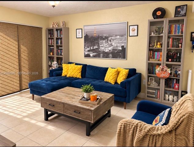 20930 SW 87th Avenue 207, Cutler Bay, FL 33189