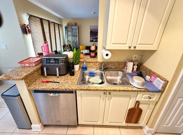 20930 SW 87th Avenue 207, Cutler Bay, FL 33189