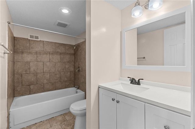 813 N 70th Street, Kansas City, KS 66112