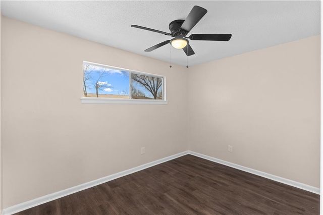 813 N 70th Street, Kansas City, KS 66112