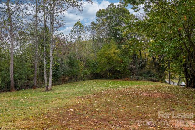 1515 Berkley Street SW, Lenoir, NC 28645