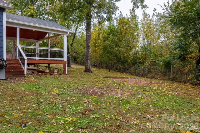 1515 Berkley Street SW, Lenoir, NC 28645