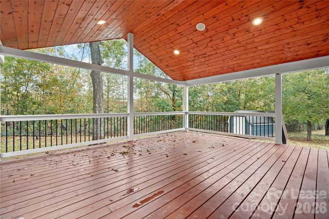 1515 Berkley Street SW, Lenoir, NC 28645