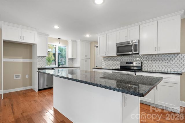 1515 Berkley Street SW, Lenoir, NC 28645