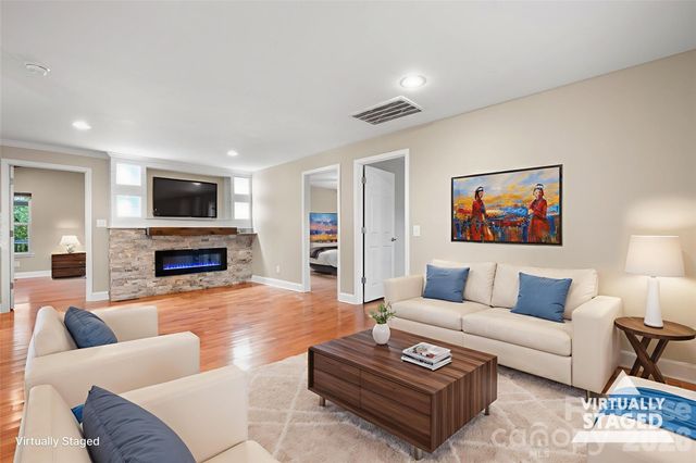1515 Berkley Street SW, Lenoir, NC 28645