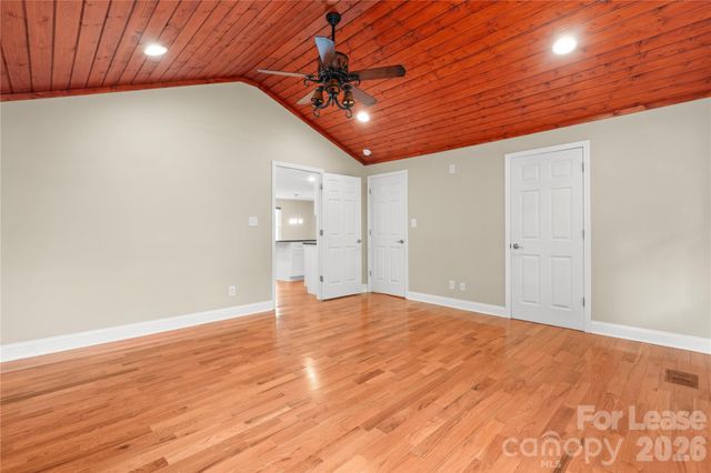 1515 Berkley Street SW, Lenoir, NC 28645