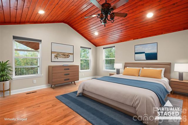 1515 Berkley Street SW, Lenoir, NC 28645