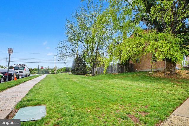 3001 CARDIN PL, Eagleville, PA 19403