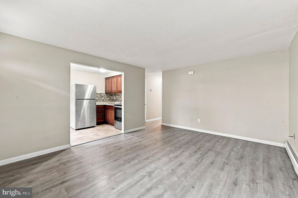 2626-32 PARKSIDE TER, BROOKHAVEN, PA 19015 — photo 2