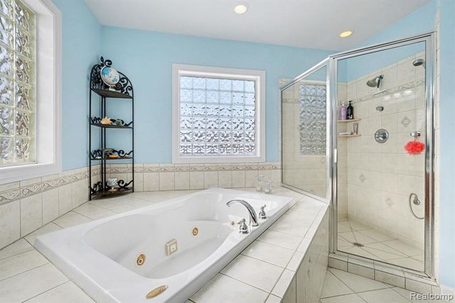 8399 Potter Road, Flushing, MI 48433