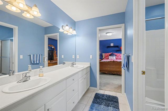 8399 Potter Road, Flushing, MI 48433