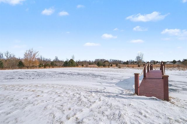 8399 Potter Road, Flushing, MI 48433