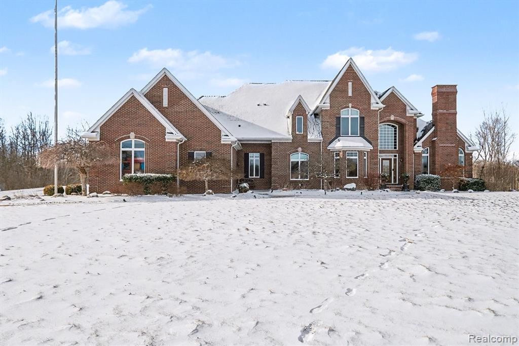 8399 Potter Road, Flushing, MI 48433