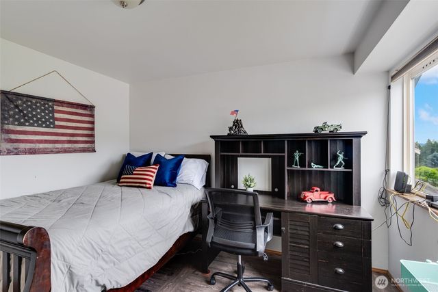 4844 NW Walgren Drive, Silverdale, WA 98383