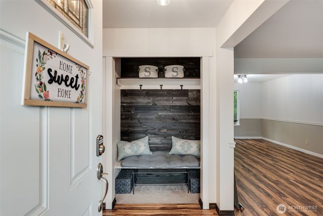 4844 NW Walgren Drive, Silverdale, WA 98383