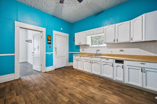 1921 Chapman Street, Houston, TX 77009