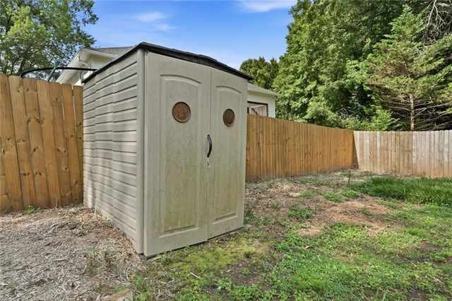 140 Greenmont Circle, Alpharetta, GA 30009