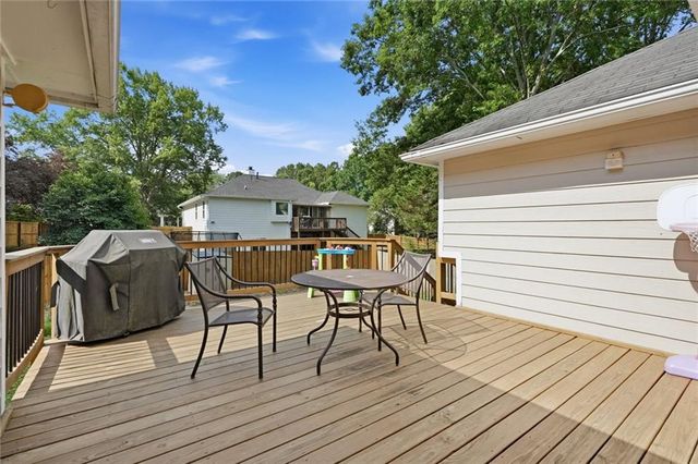 140 Greenmont Circle, Alpharetta, GA 30009