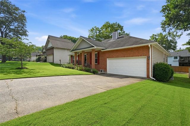 140 Greenmont Circle, Alpharetta, GA 30009