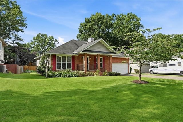 140 Greenmont Circle, Alpharetta, GA 30009