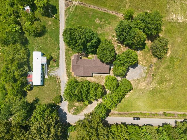 430 Friendship Lane, Delano, TN 37325