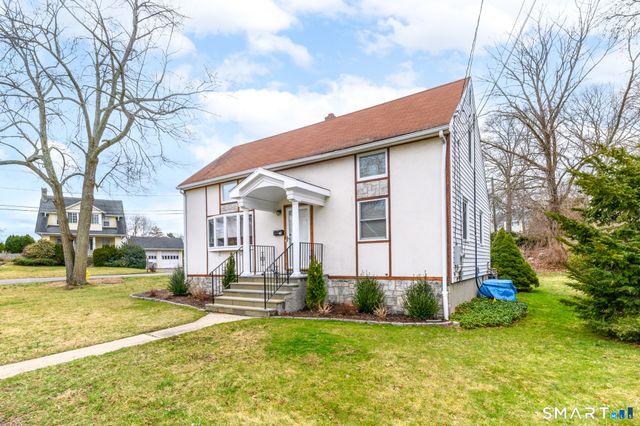 20 Rockmere Road, Norwalk, CT 06851
