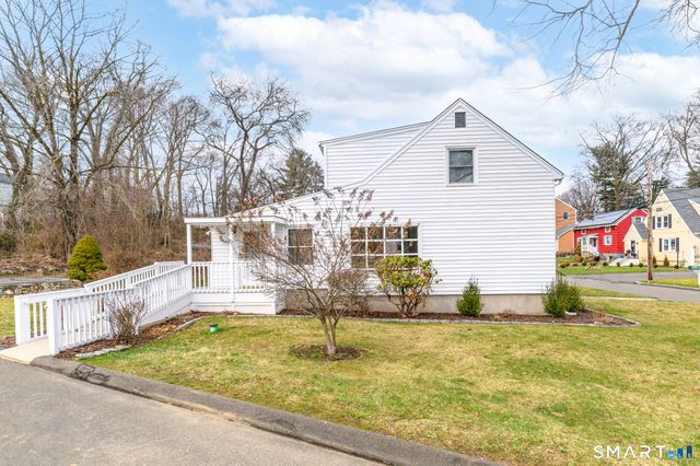 20 Rockmere Road, Norwalk, CT 06851