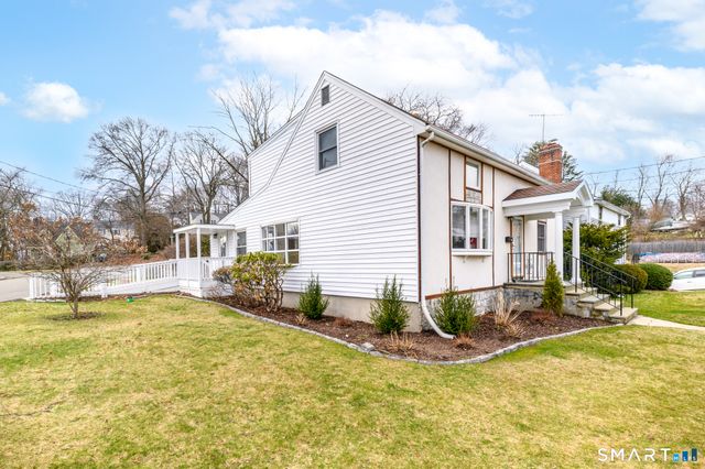20 Rockmere Road, Norwalk, CT 06851