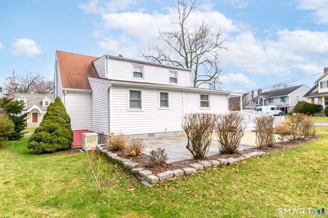 20 Rockmere Road, Norwalk, CT 06851