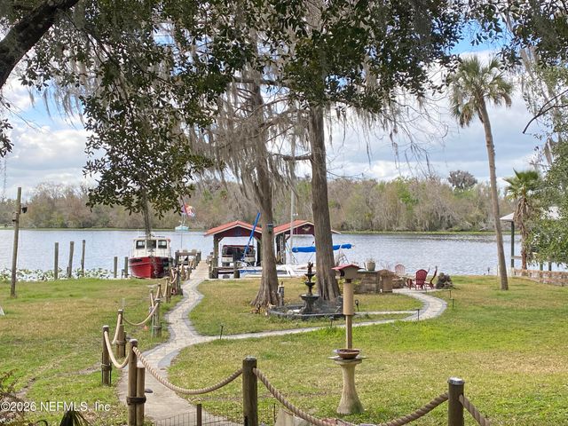 101 ORANGE Street, Satsuma, FL 32189