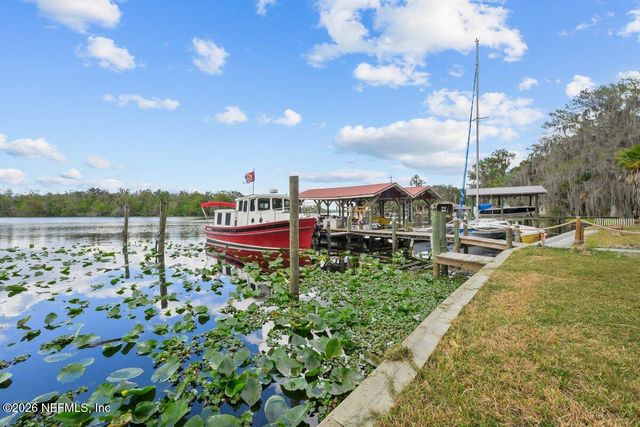 101 ORANGE Street, Satsuma, FL 32189