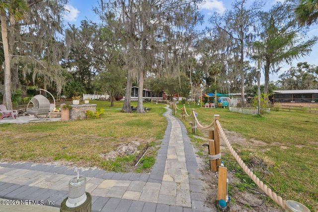 101 ORANGE Street, Satsuma, FL 32189