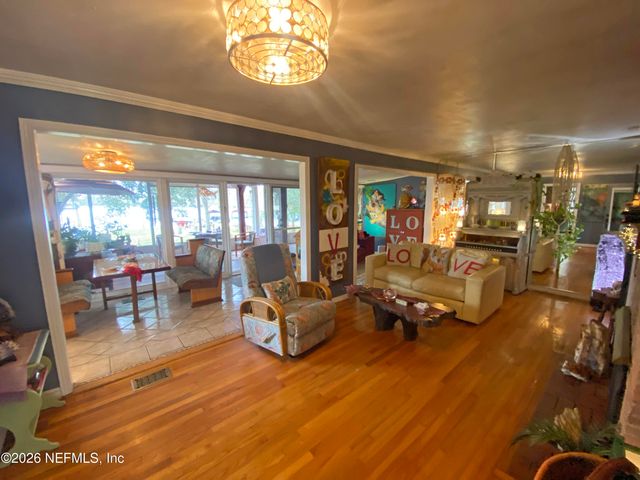101 ORANGE Street, Satsuma, FL 32189
