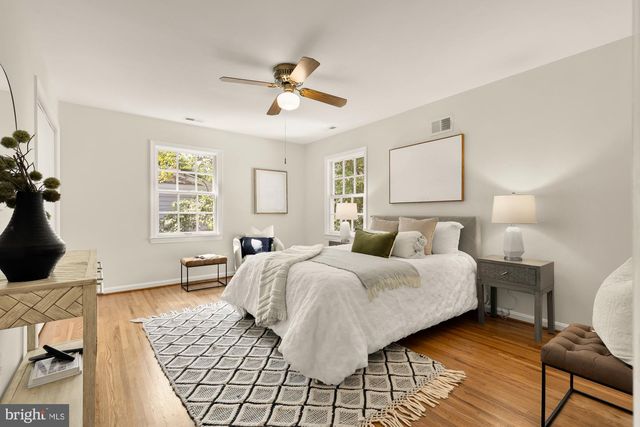 5300 ALTA VISTA RD, Bethesda, MD 20814